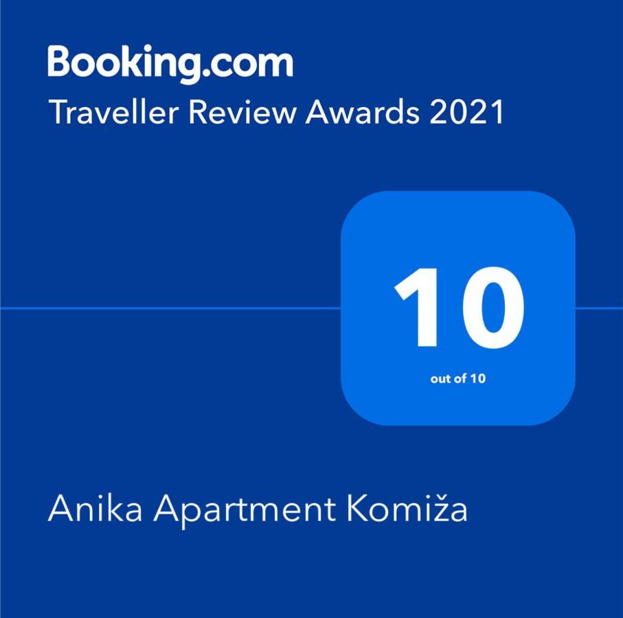 Anika * Komiža